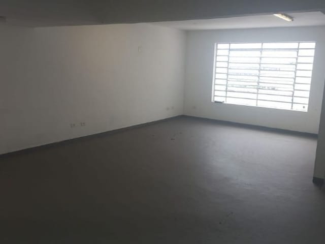 Prédio com 375m², para alugar, no bairro Rudge Ramos em São Bernardo do Campo