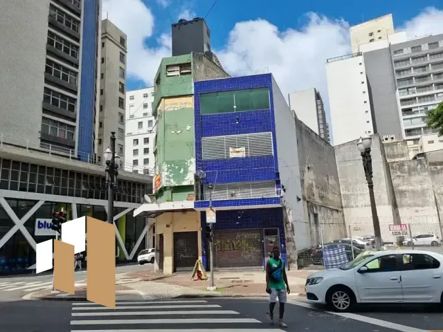 Prédio à venda, no bairro Santa Efigênia em São Paulo