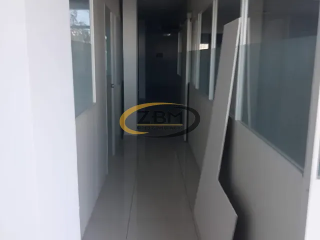 Prédio com 324m², à venda, no bairro Vila Ipiranga em Londrina