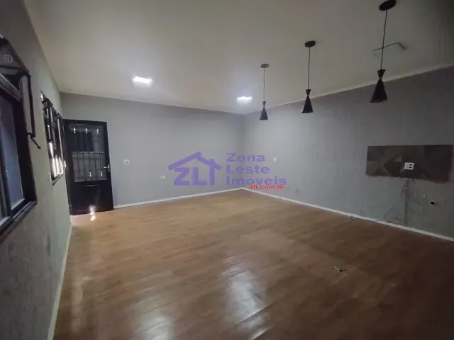 Prédio para alugar, no bairro Jardim Caguassu em São Paulo