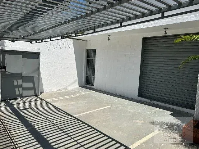 Prédio para alugar, no bairro Jardim Esmeralda em São Paulo