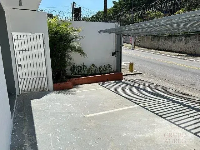 Prédio para alugar, no bairro Jardim Esmeralda em São Paulo