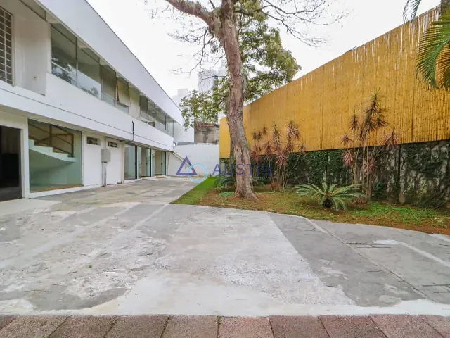 Prédio com 678m², à venda ou para alugar, no bairro Caxingui em São Paulo