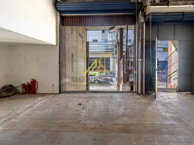 Prédio com 446m², para alugar, no bairro Santana em São Paulo