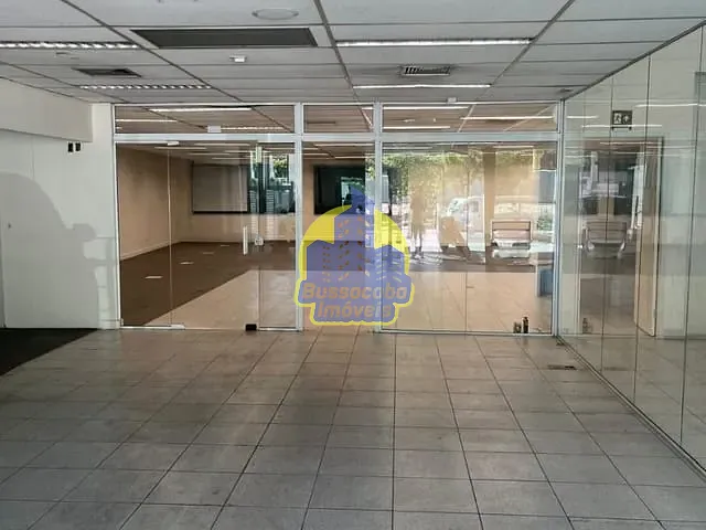 Prédio com 900m², para alugar, no bairro Centro em Osasco