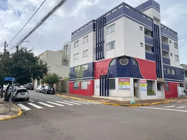 Prédio com 300m², à venda, no bairro Centro em Apucarana