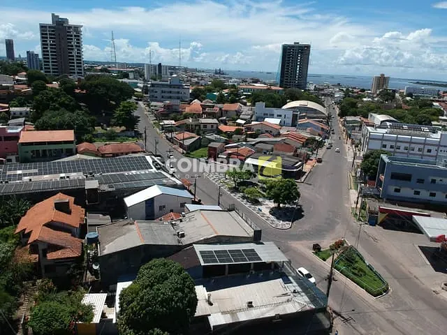 Prédio com 1346m², à venda, no bairro Prainha em Santarém