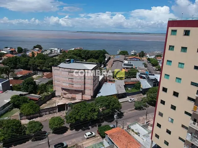 Prédio com 1346m², à venda, no bairro Prainha em Santarém