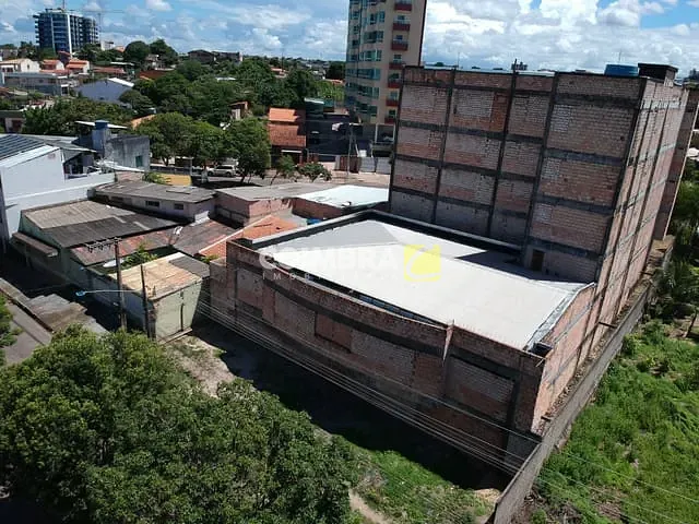 Prédio com 1346m², à venda, no bairro Prainha em Santarém