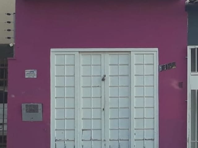 Foto do Prédio - Casa comercial para locação, 18m² | Correteria Imóveis