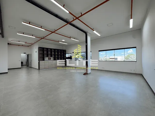 Prédio com 500m², para alugar, no bairro Centro-Norte em Sorriso