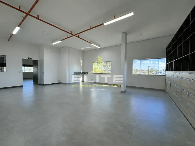 Prédio com 500m², para alugar, no bairro Centro-Norte em Sorriso