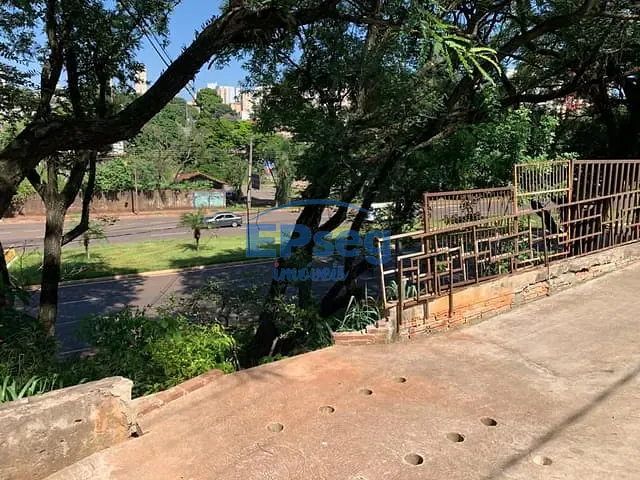 Prédio com 450m², à venda, no bairro Boa Vista em Londrina