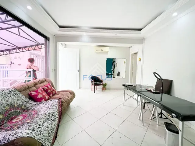 Prédio com 187m², à venda, no bairro Vila Vianelo em Jundiaí