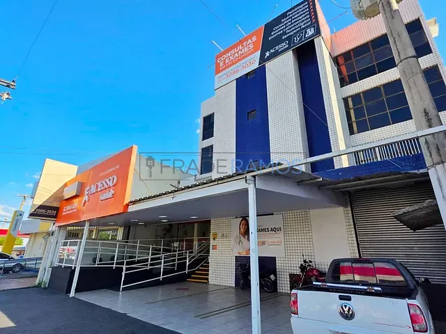 Prédio com 683m², para alugar, no bairro Setor Pedro Ludovico em Goiânia