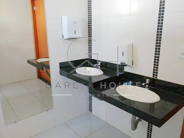 Prédio com 250m², à venda ou para alugar, no bairro Jardim Botânico em Ribeirão Preto