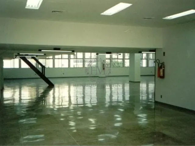 Prédio com 3500m², à venda, no bairro Rio Comprido em Rio de Janeiro