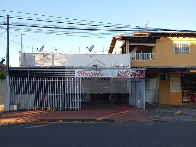 Prédio com 300m², à venda, no bairro Jardim Caviúna em Rolândia