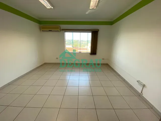 Prédio para alugar, no bairro Centro em Itapeva
