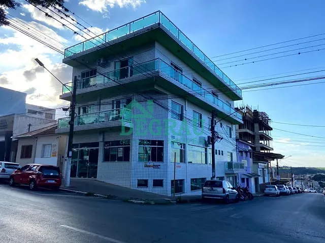 Prédio para alugar, no bairro Centro em Itapeva