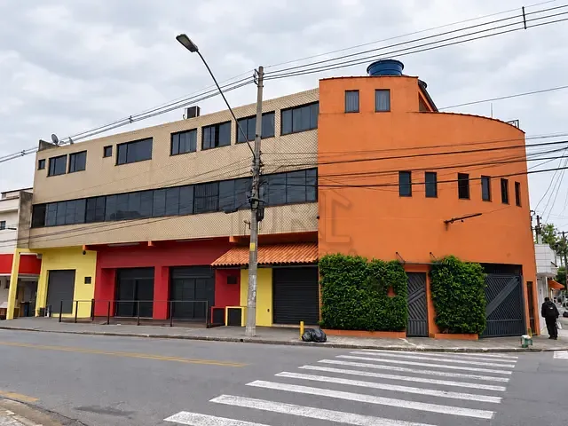 Prédio com 175m², à venda, no bairro Cidade São Jorge em Santo André