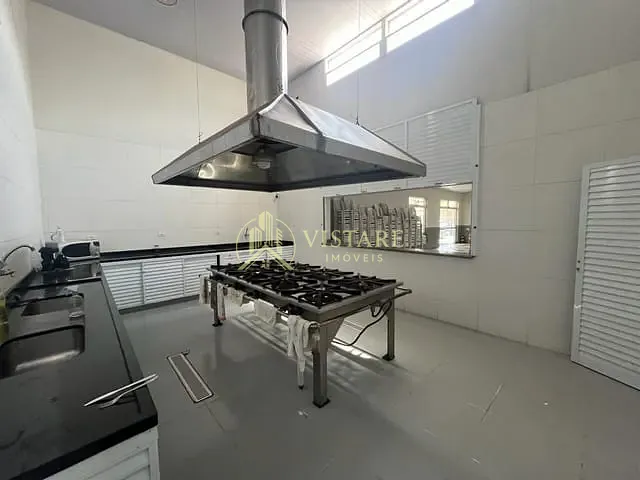 Prédio com 1600m² 11 quartos e 6 banheiros, à venda, no bairro Centro em Piracicaba