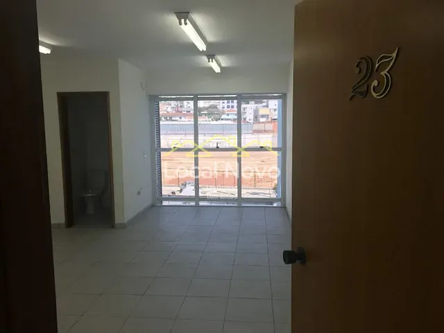 Prédio com 130m², para alugar, no bairro Jardim Barbosa em Guarulhos