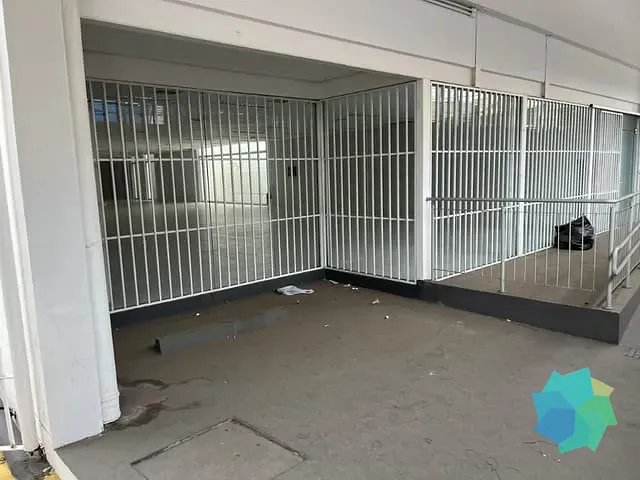 Prédio com 2000m², para alugar, no bairro Vila Galvão em Guarulhos