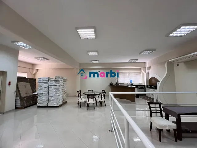 Prédio com 401m², à venda, no bairro Vila Rehder em Americana