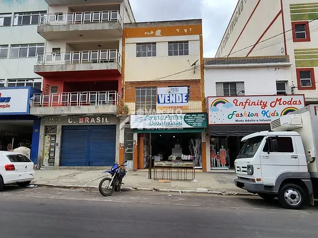 Prédio com 138m², à venda, no bairro Brasil em Vitória da Conquista