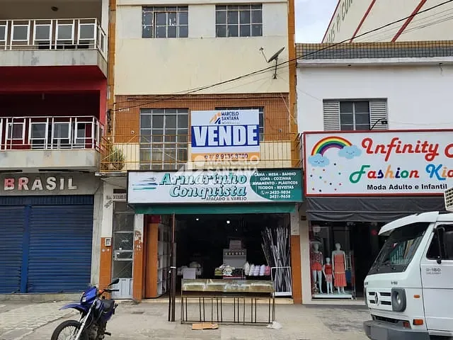 Prédio com 138m², à venda, no bairro Brasil em Vitória da Conquista