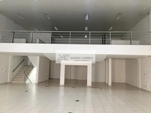 Prédio para alugar, no bairro Vitória em Londrina