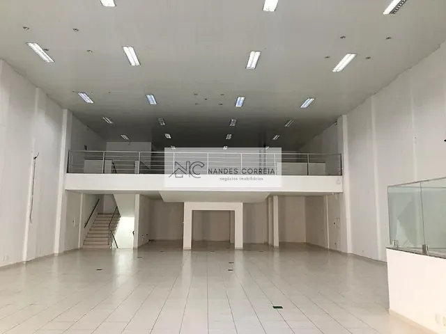Prédio para alugar, no bairro Vitória em Londrina