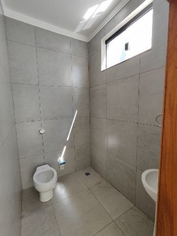 Prédio para alugar, no bairro Centro em Fernandópolis