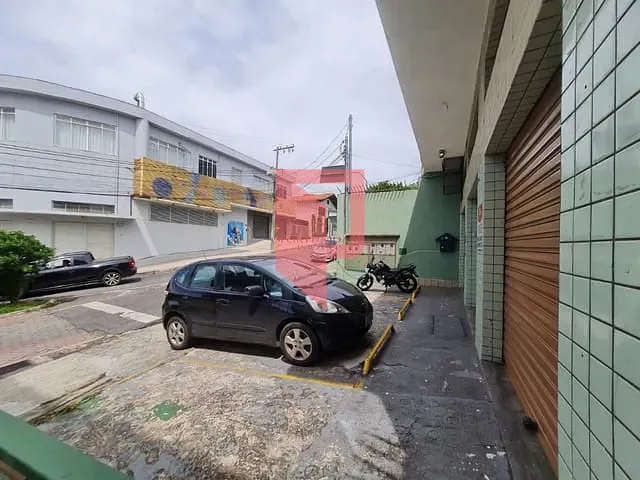Prédio 3 quartos e 1 banheiro, à venda, no bairro Caiçara em Belo Horizonte