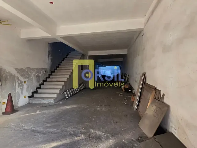 Prédio com 200m², para alugar, no bairro Centro em Mogi das Cruzes
