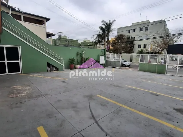 Prédio com 309m², à venda, no bairro Jardim Terras do Sul em São José dos Campos
