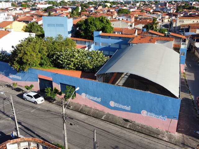 Prédio com 1713m², à venda ou para alugar, no bairro Henrique Jorge em Fortaleza