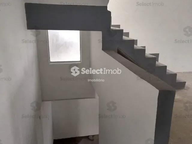 Prédio com 710m², para alugar, no bairro Vila América em Mauá