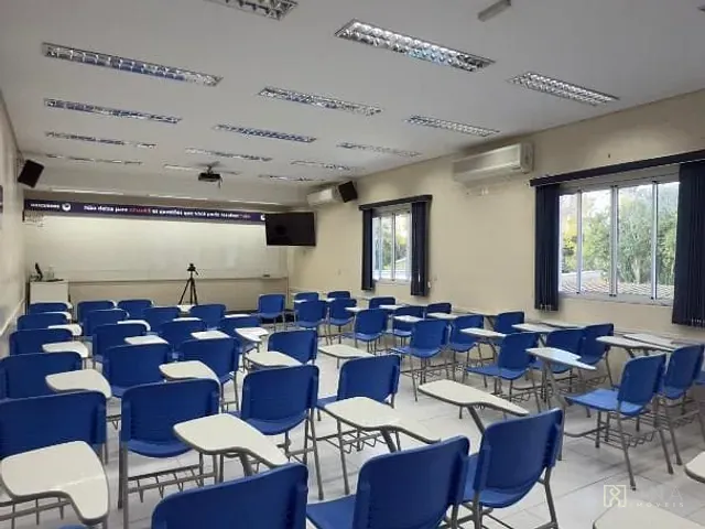 Prédio com 351m², à venda ou para alugar, no bairro Jardim São Dimas em São José dos Campos