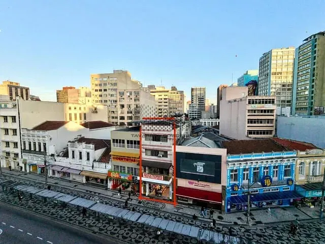 Prédio à venda, no bairro Centro em Curitiba