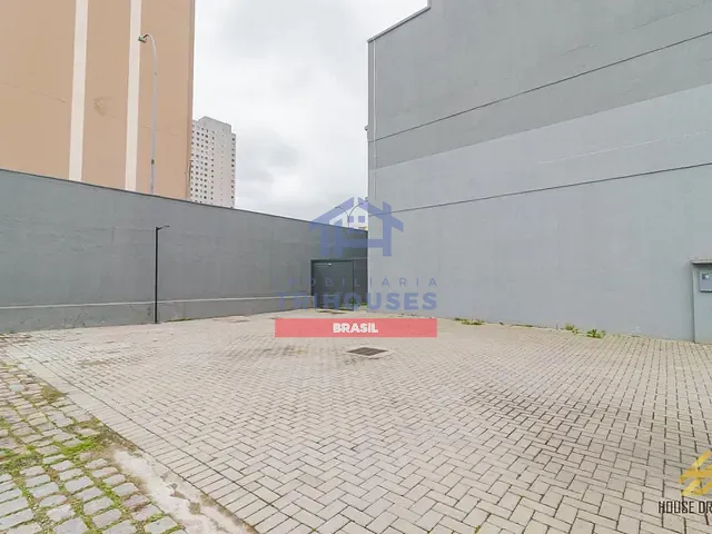 Prédio com 1271m², à venda, no bairro Centro em Curitiba