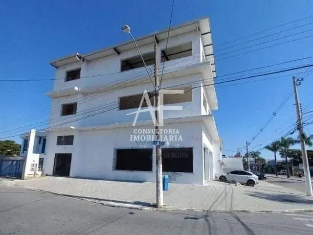 Prédio com 900m², para alugar, no bairro Centro em Taubaté
