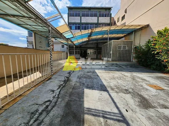 Prédio com 804m², à venda ou para alugar, no bairro Cascadura em Rio de Janeiro