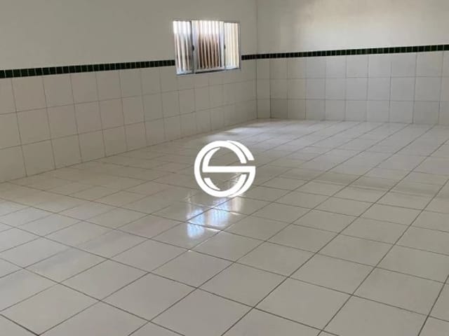 Prédio à venda ou para alugar, no bairro Vila Santa Teresa (Zona Leste) em São Paulo