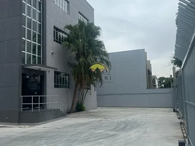 Prédio com 1050m², para alugar, no bairro Vila Anastácio em São Paulo