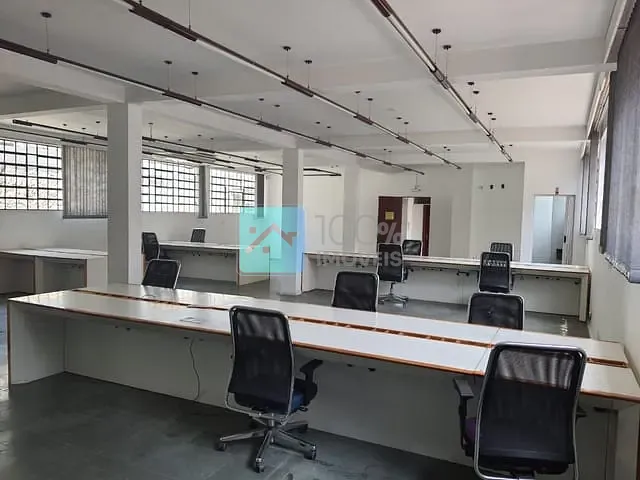 Prédio com 476m², para alugar, no bairro Vila Adyana em São José dos Campos