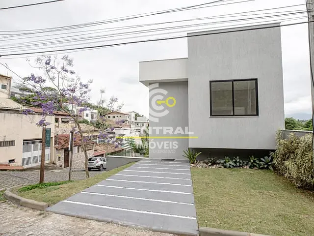Prédio com 360m² 3 quartos e 4 banheiros, à venda, no bairro Venda das Pedras em Itaboraí