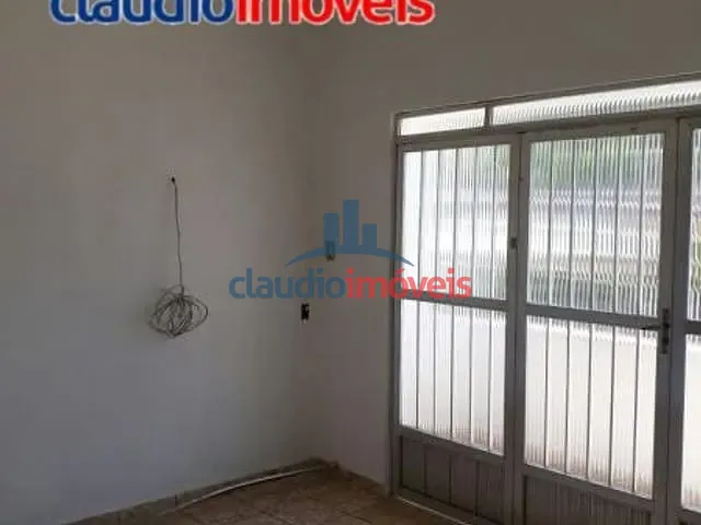 Prédio à venda, no bairro Ano Bom em Barra Mansa
