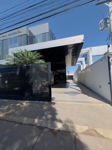 Prédio com 2800m², à venda ou para alugar, no bairro Zona Industrial em Brasília